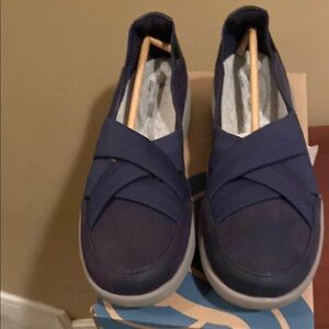 Clark’s Sillian 2.0 Star Loafer Navy Size 9.5